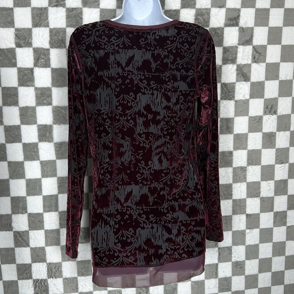 Simply Vera PS S Semi sheer, maroon burgundy, cranberry velvet long sleeve shirt - Picture 2 of 9